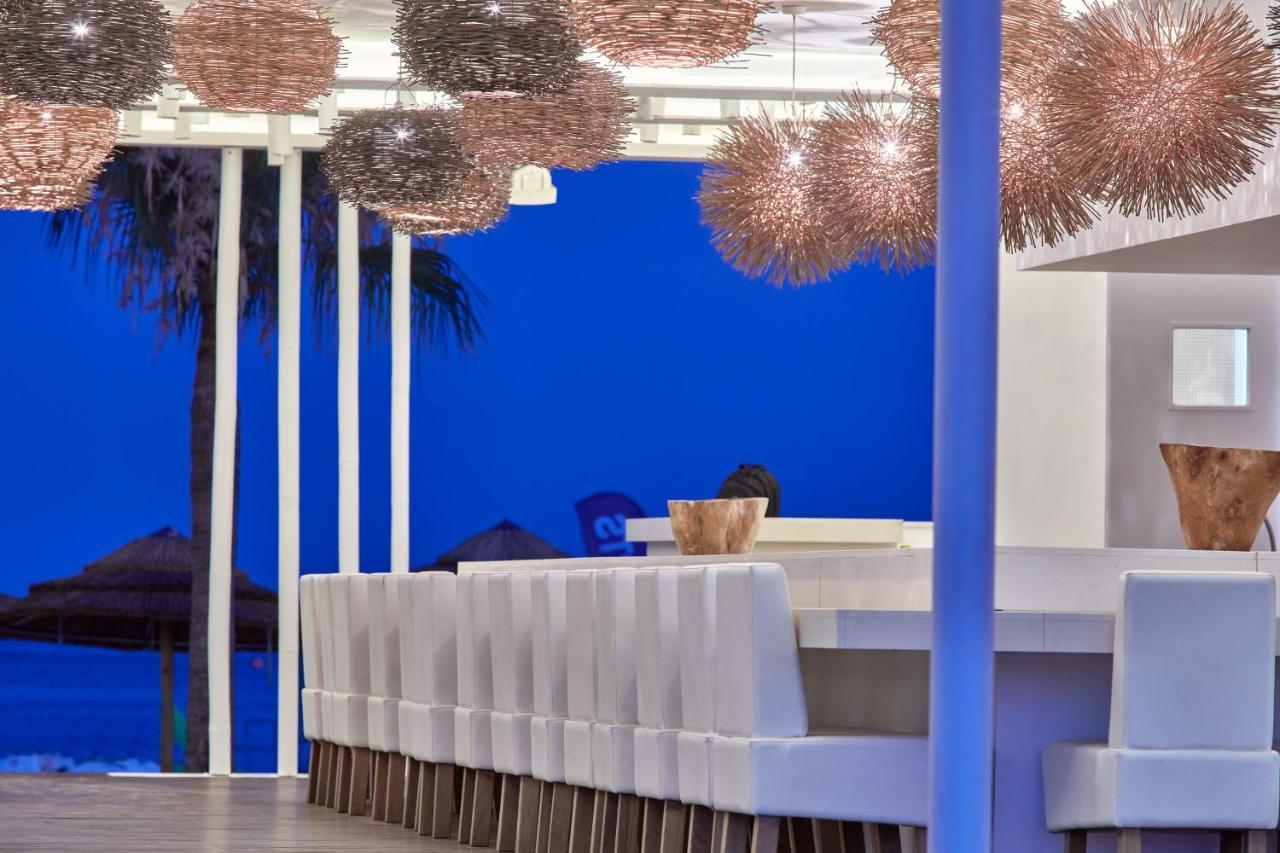 So White Beach Resort Ayia Napa Bagian luar foto