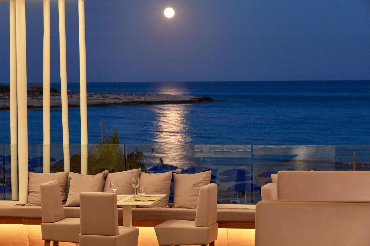 So White Beach Resort Ayia Napa Bagian luar foto