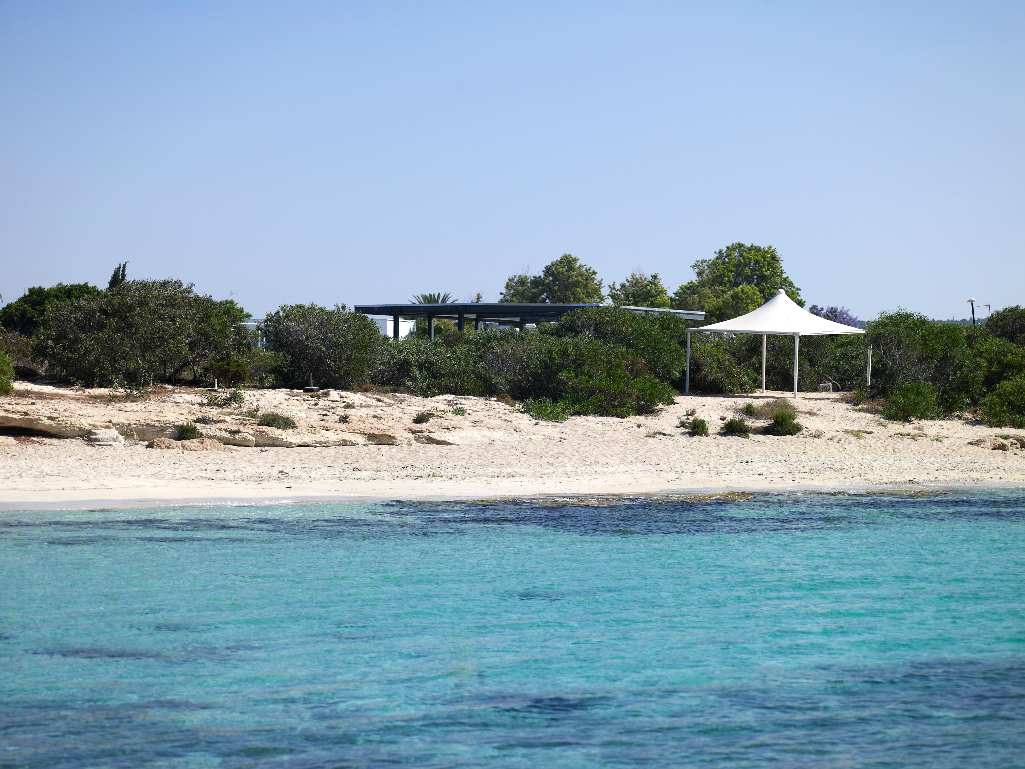 So White Beach Resort Ayia Napa Bagian luar foto
